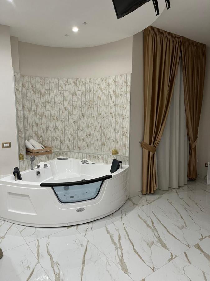 Redamare Suite Lago Patria Esterno foto