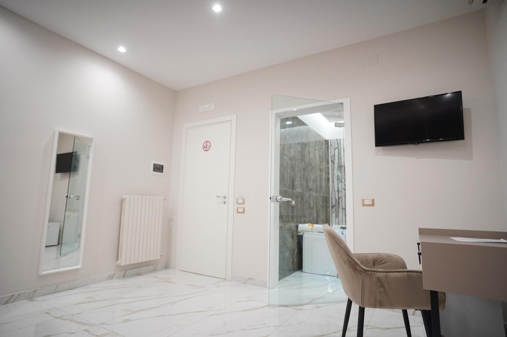 Redamare Suite Lago Patria Esterno foto