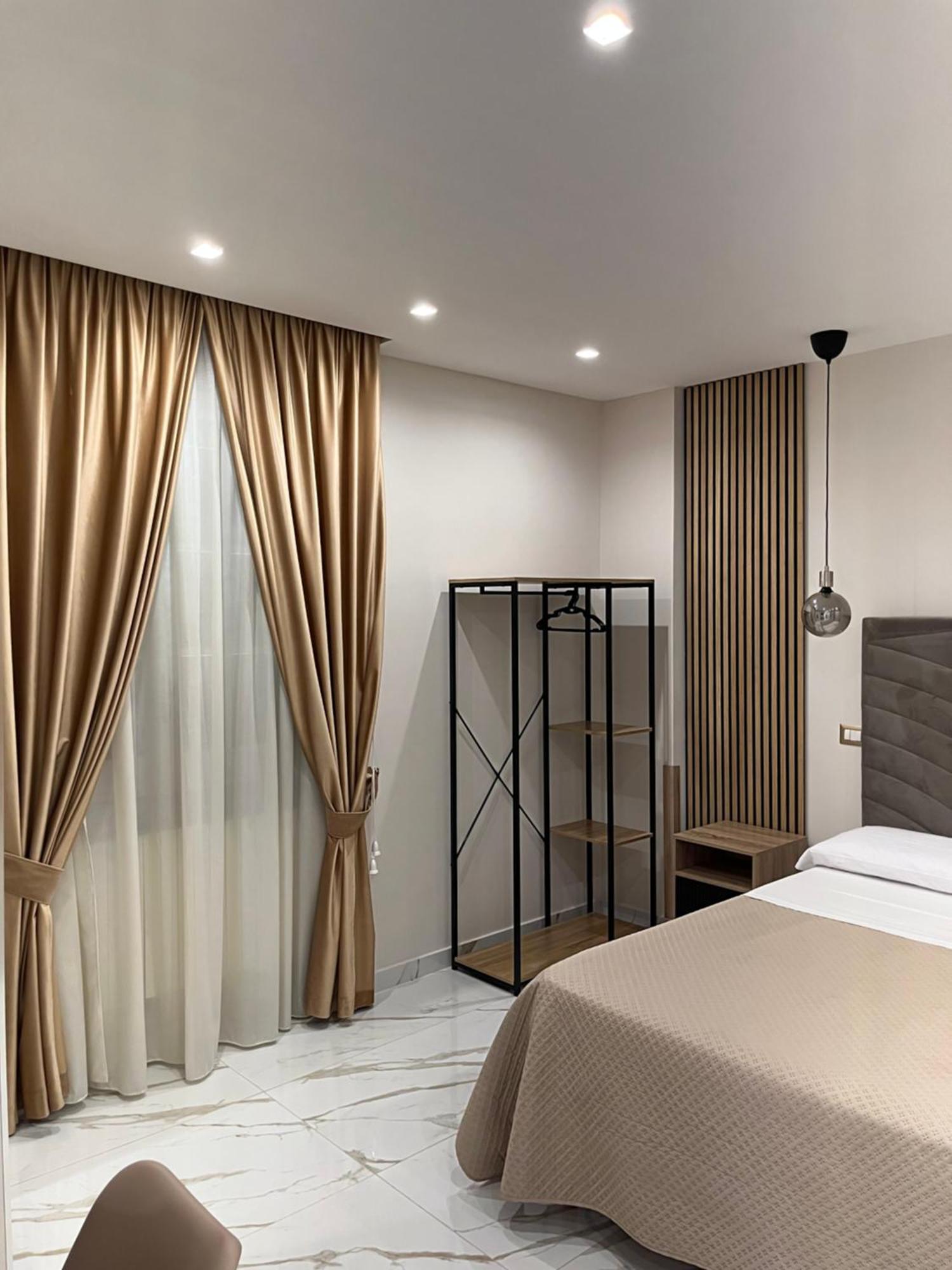 Redamare Suite Lago Patria Esterno foto