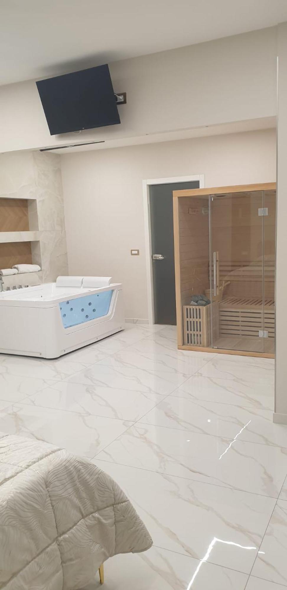Redamare Suite Lago Patria Esterno foto